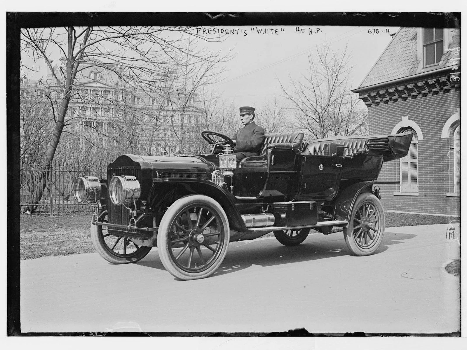 1909 White Model M Steam Car