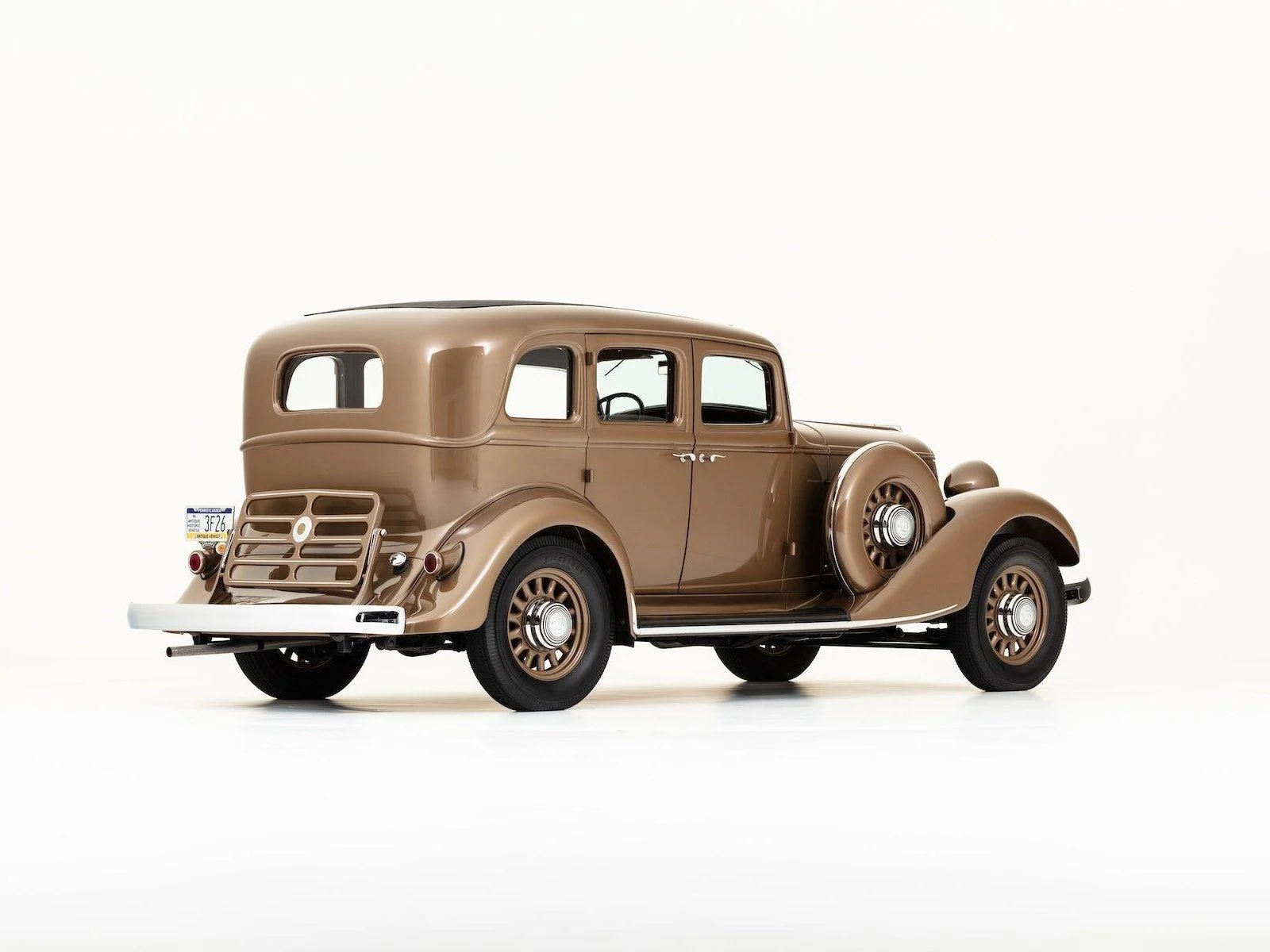1933 Graham 8 Sedan
