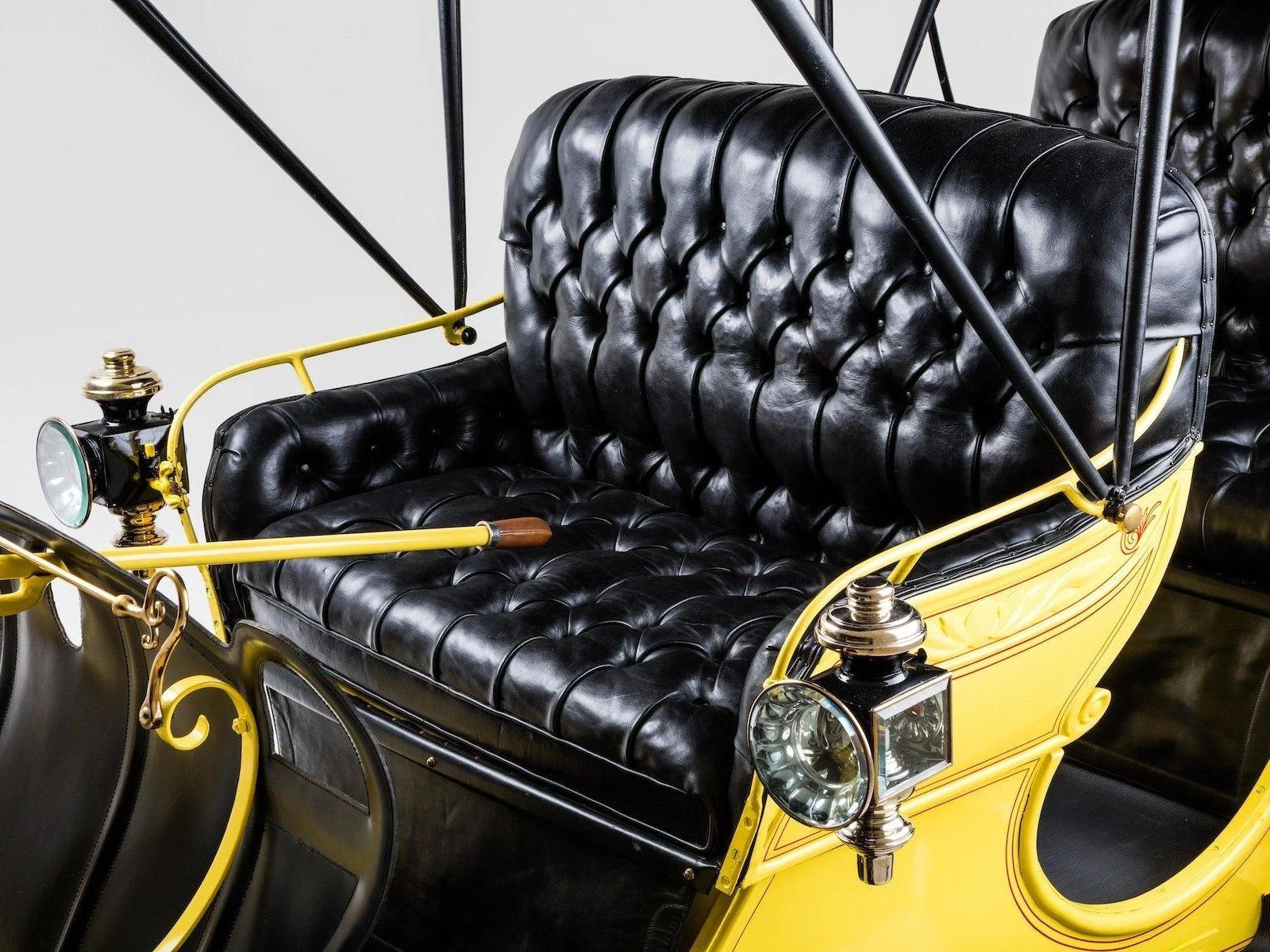 1896 Benton-Harbor Motor Carriage