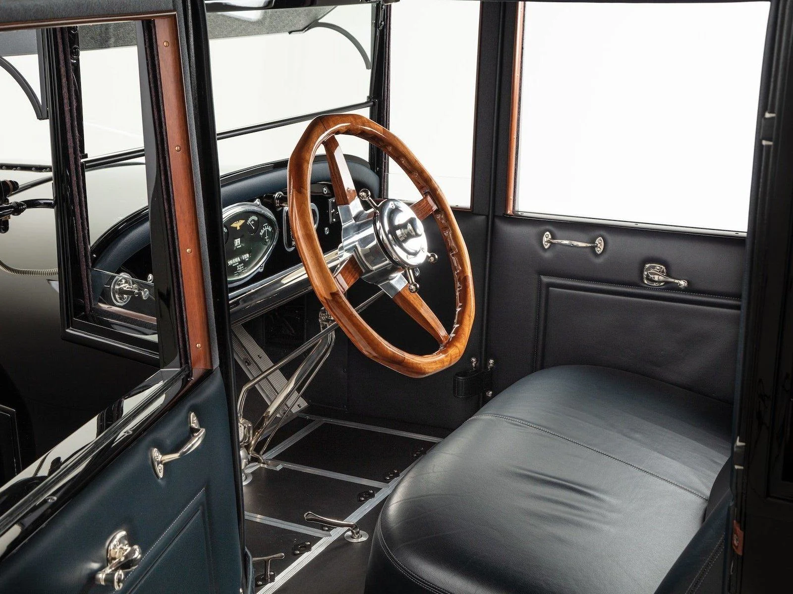 1921 Duesenberg Straight Eight