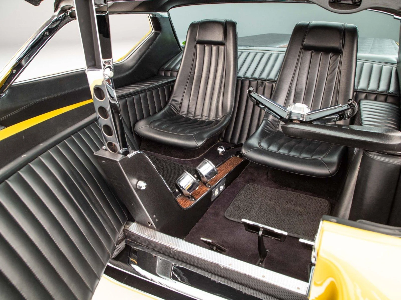 1967 Dodge Deora