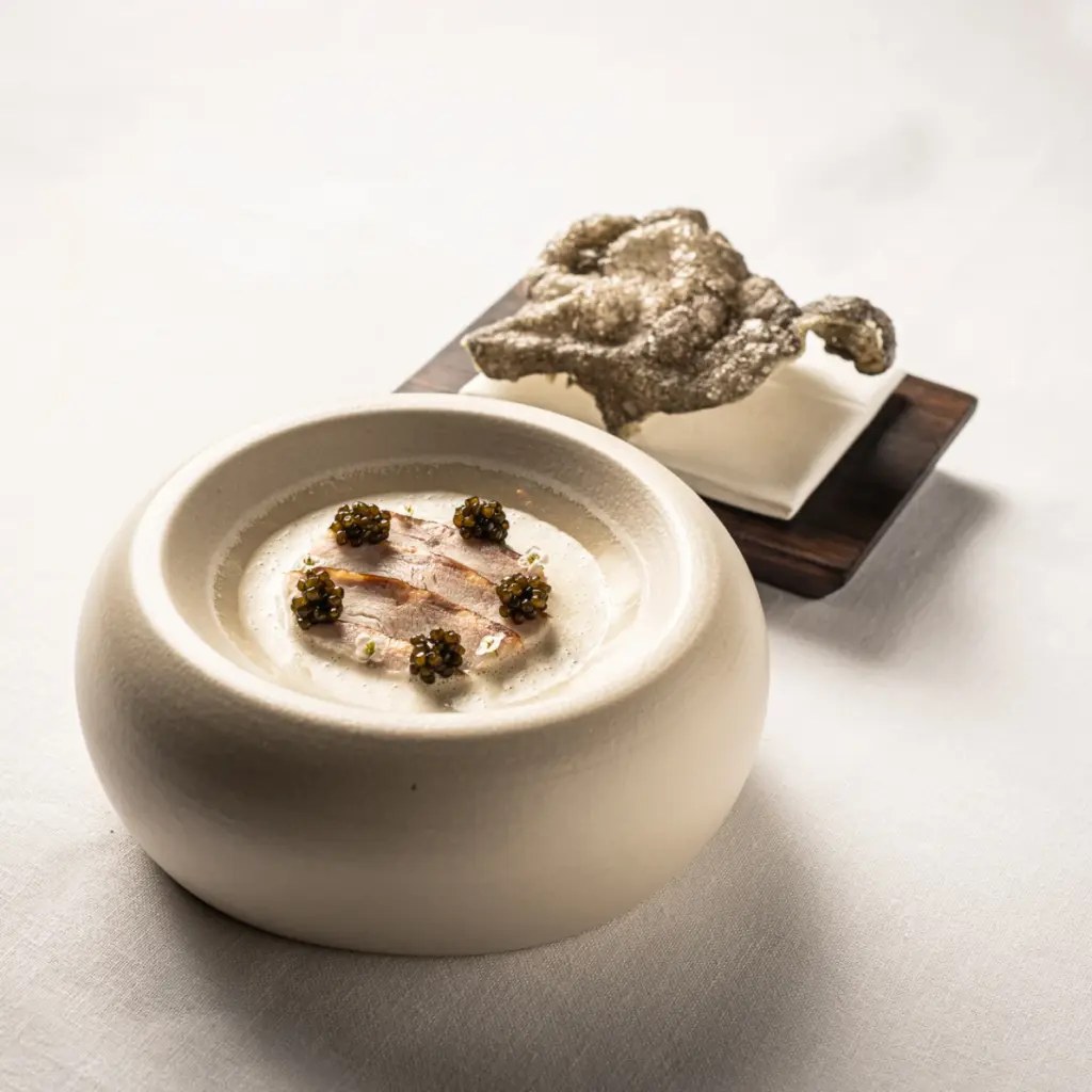 Un détail de dessert proposé par la maison - Hotel Urban à Madrid.