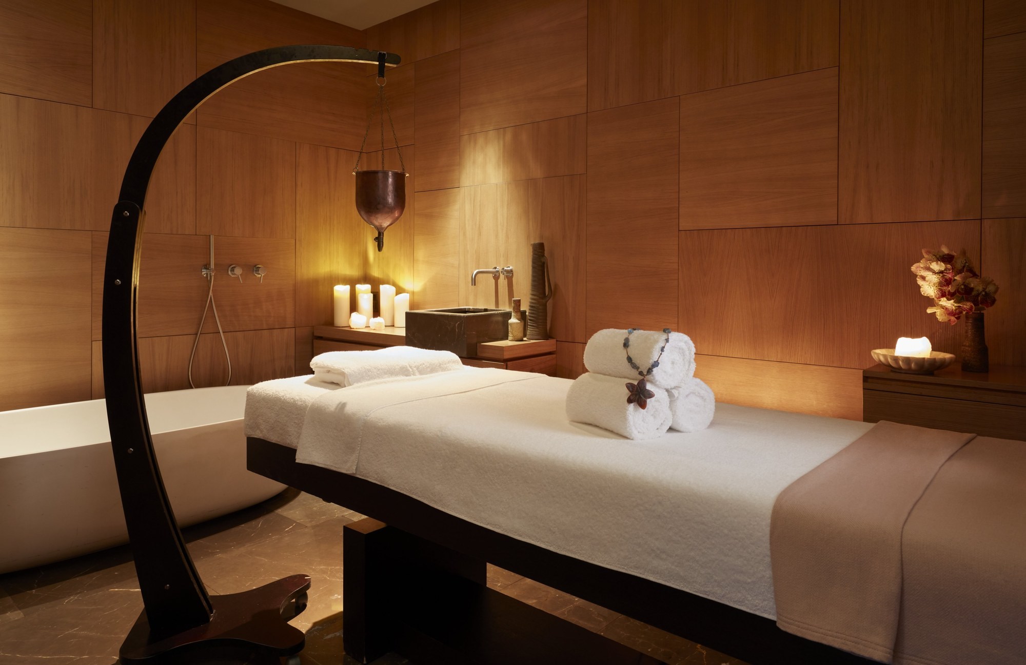 Une salle de soin du spa Akasha au Mandarin Oriental Conservatorium Amsterdam