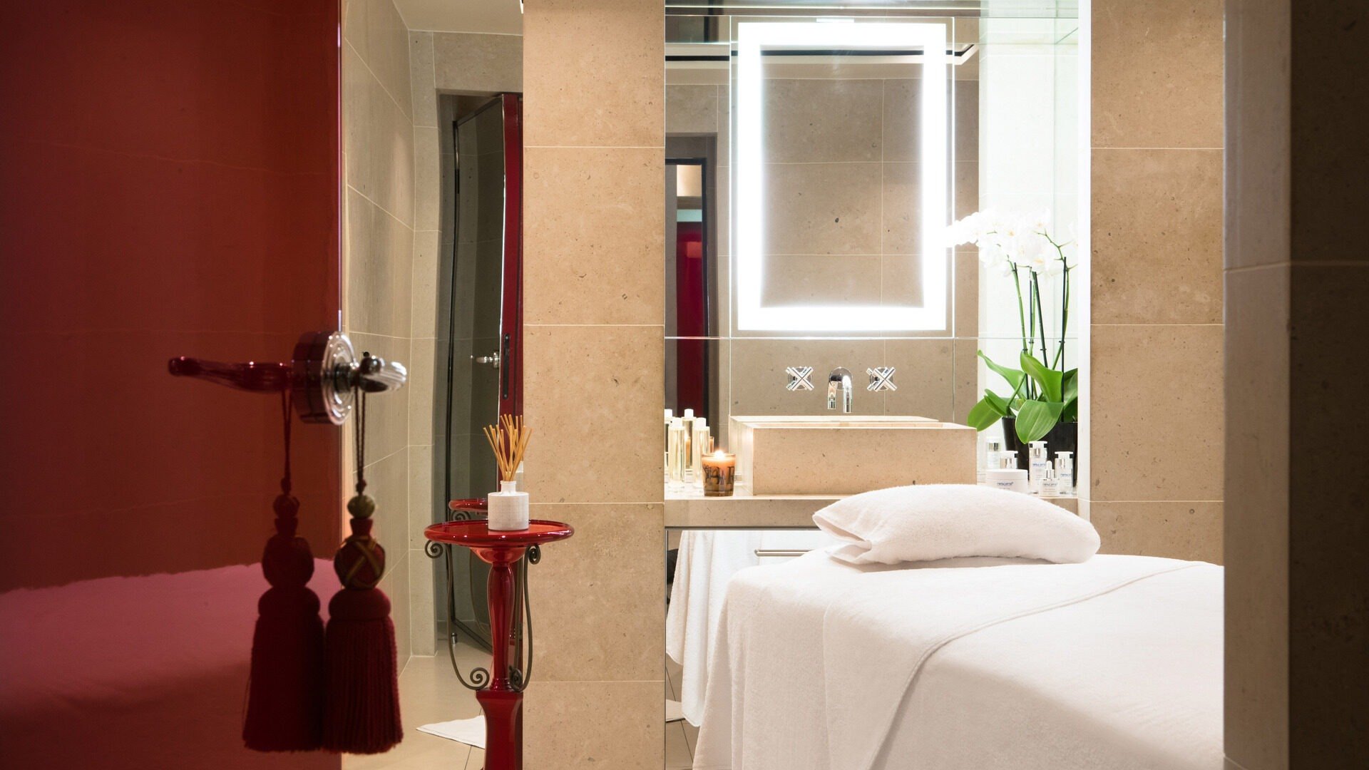 La Réserve Paris, Hotel and Spa
