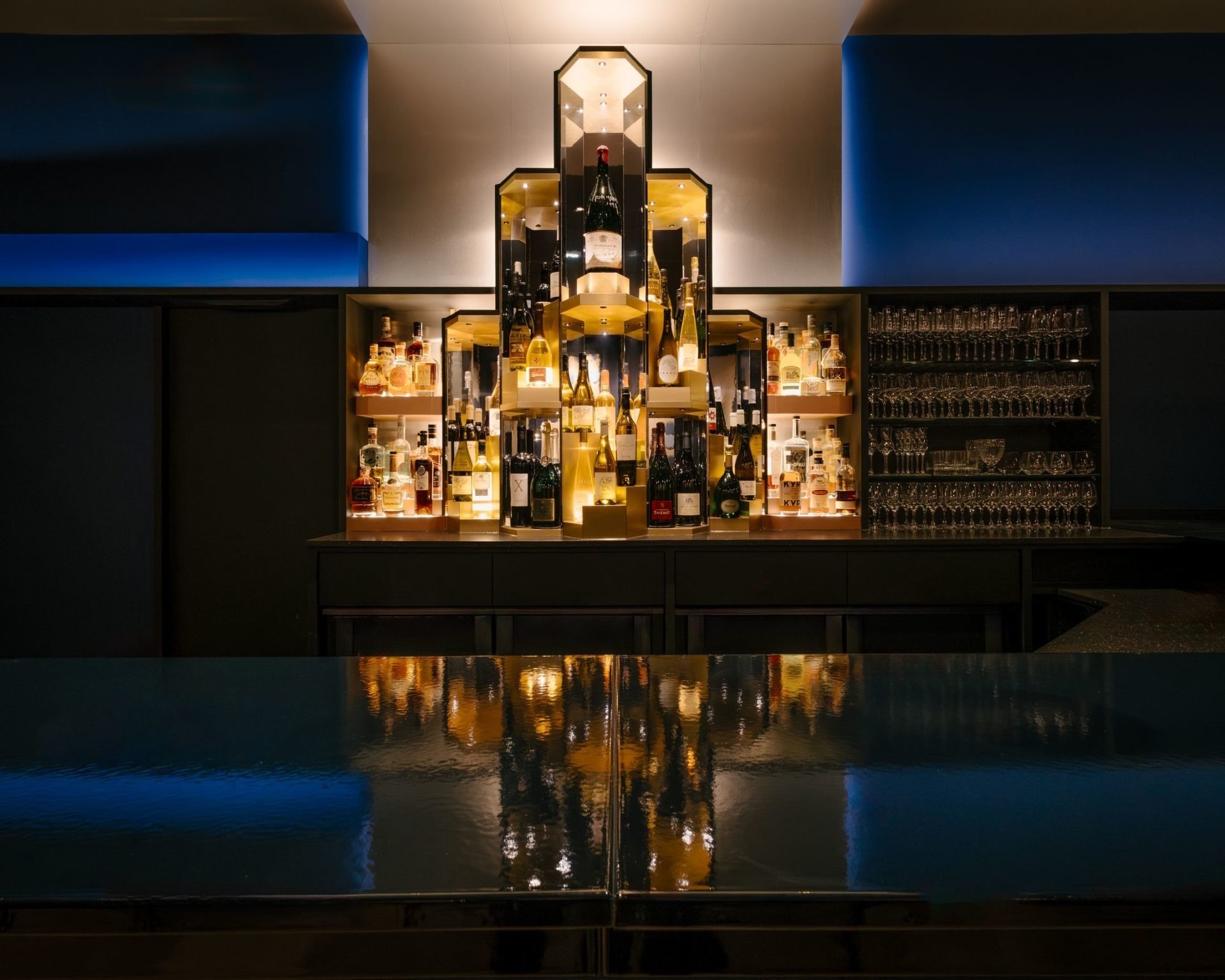 Hannong Hotel and Wine Bar