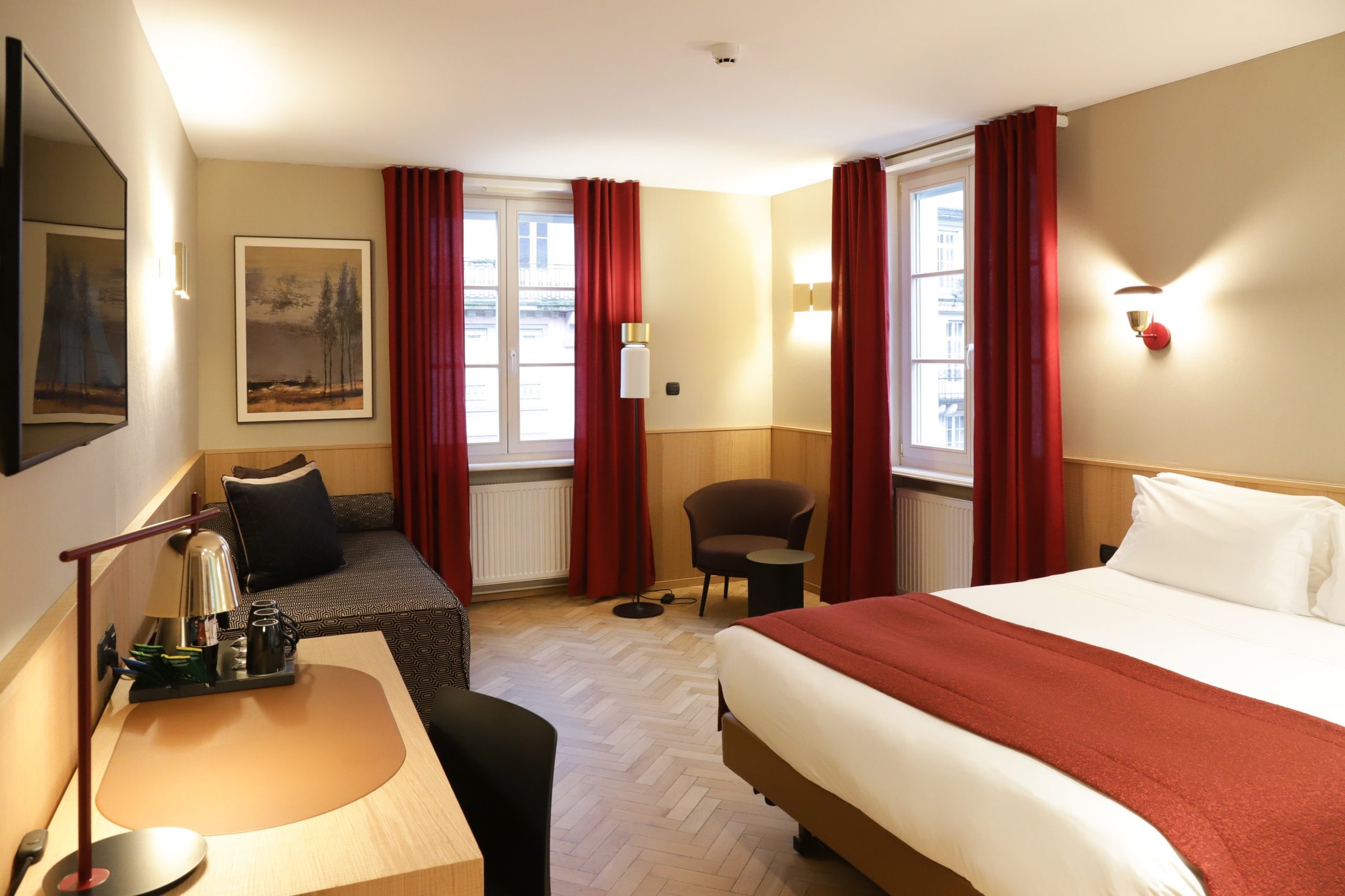 Hannong Hotel and Wine Bar