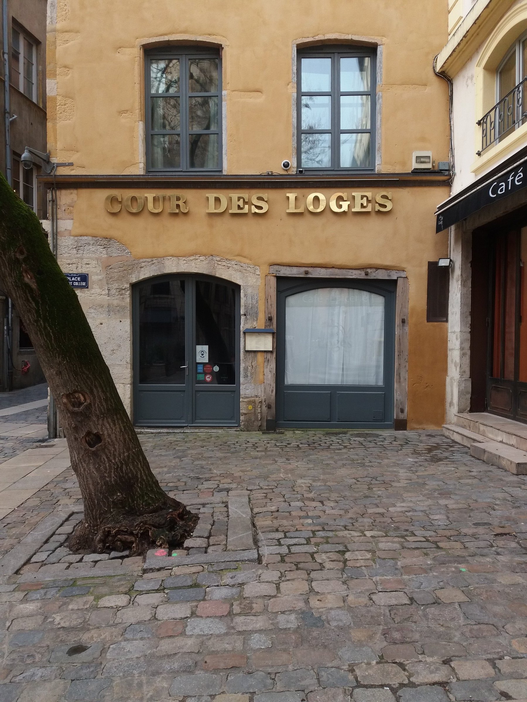 Cour des Loges Lyon, a Radisson Collection Hotel