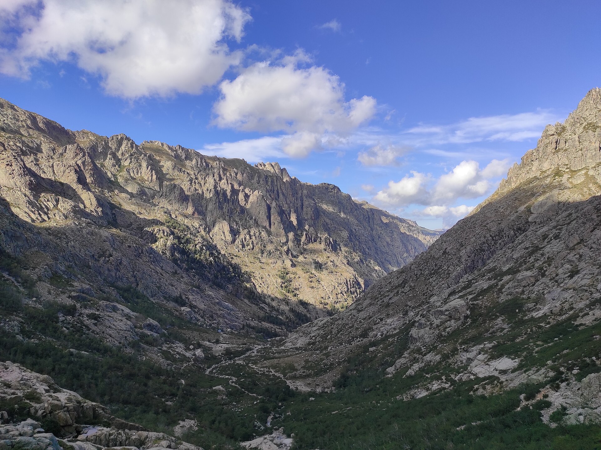 Les gorges de la Restonica, Corte