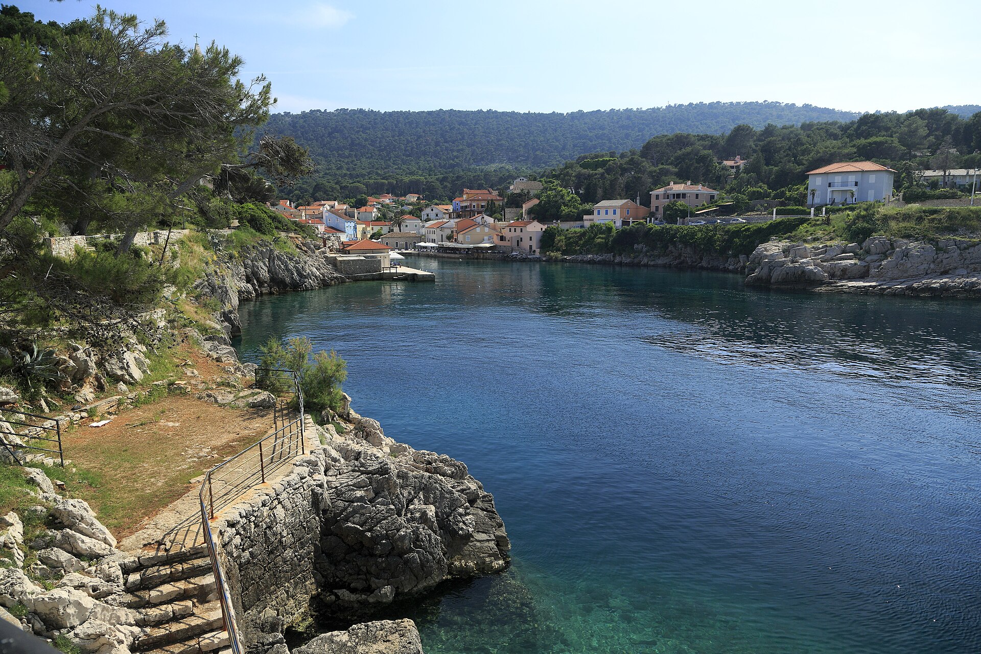 La baie portuaire de Veli Losinj