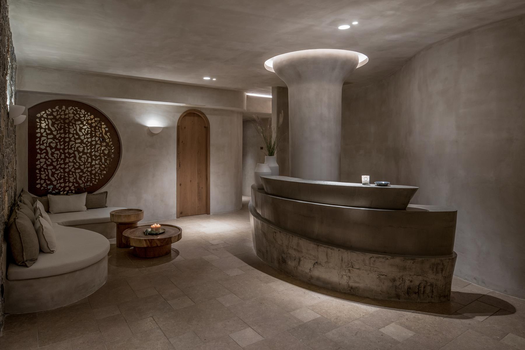 Acro Suites