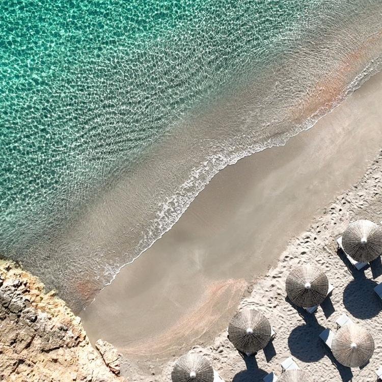 La plage et la crique vues du dessus - Daios Cove, Crète