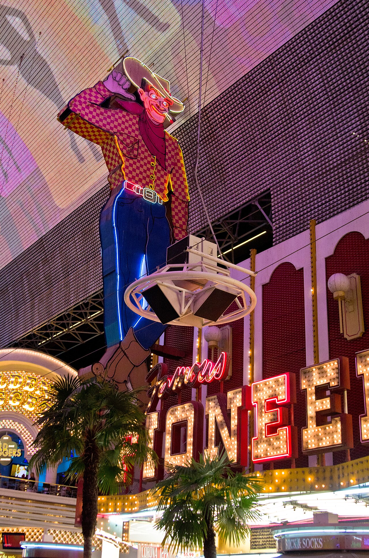 Le néon Vegas Vic sous la voûte de Fremont Street à Downtown Las Vegas