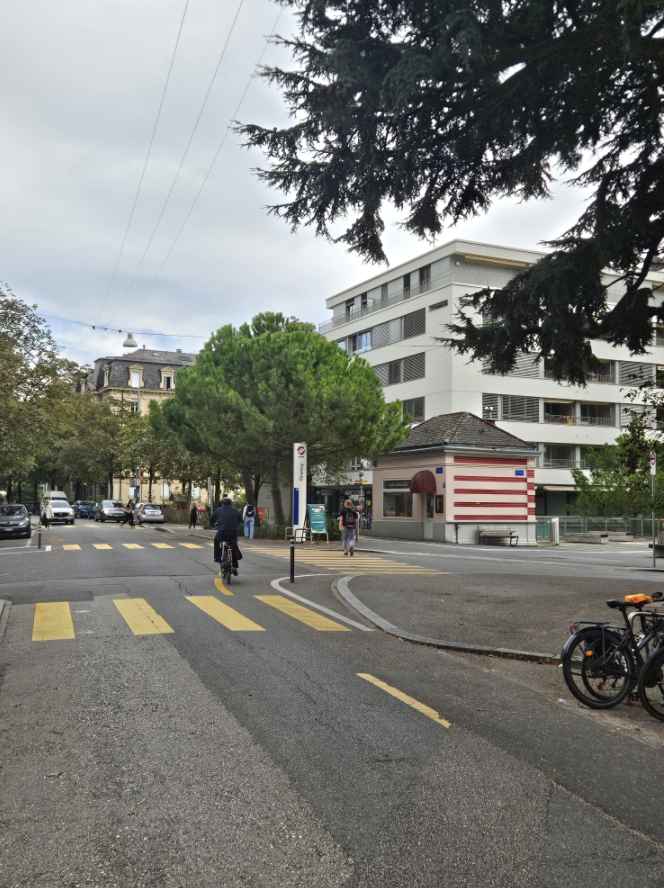 Le boulevard de Grancy près de la station de métro, à Lausanne.