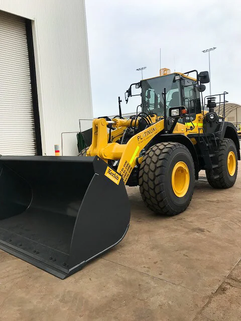 14 Tonne Loaders