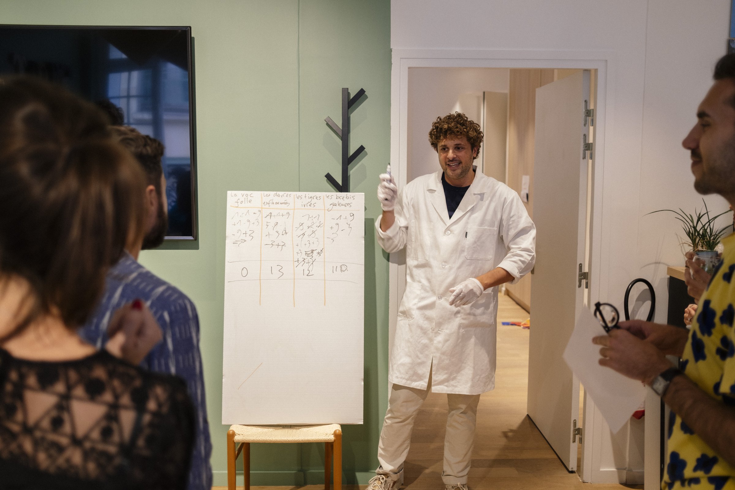 Équipe Le Cheese Geek préparant le service en cuisine