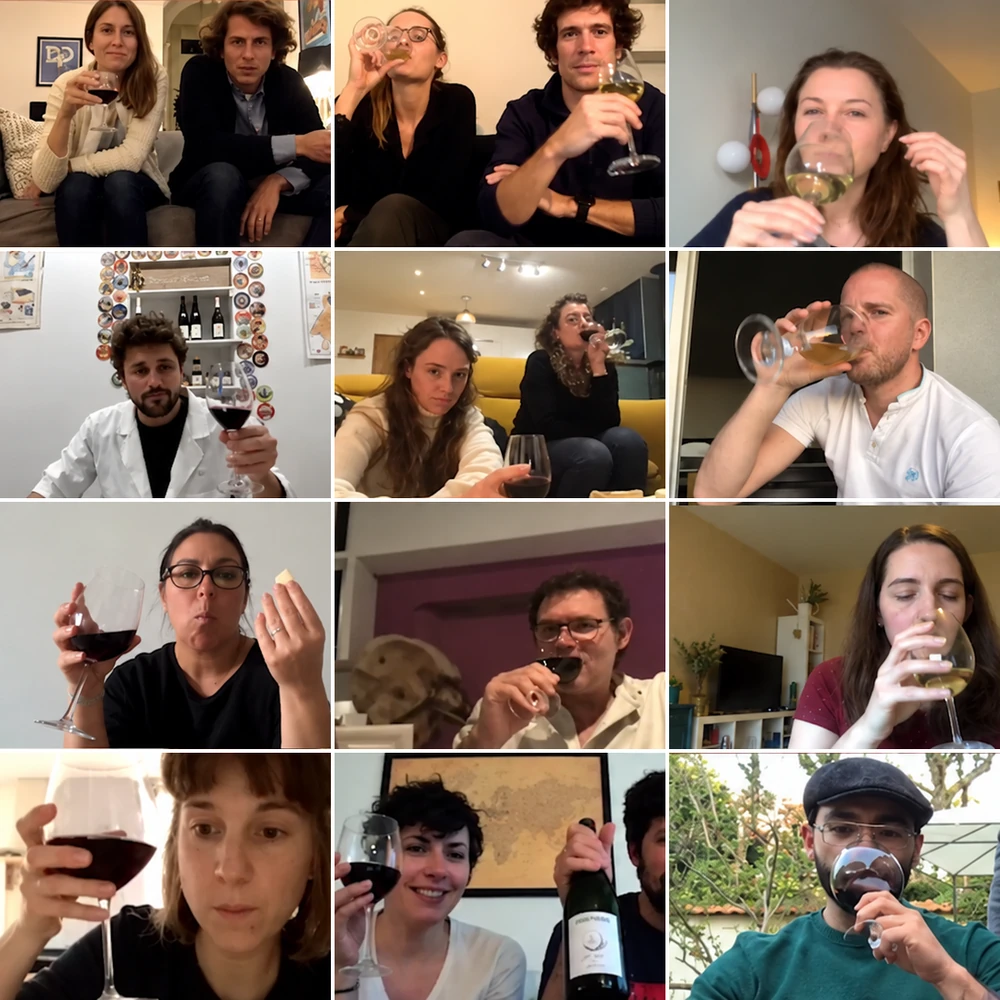 Équipe réunie en visioconférence pour un team building à distance