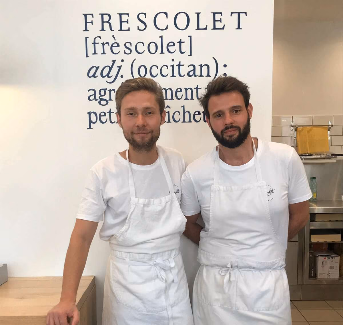 Jean et Hadrien, fromagers de la fromagerie Frescolet à Paris
