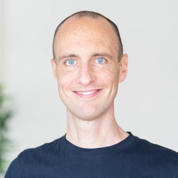Dr. Julien Deparday