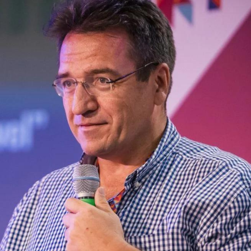 Portrait of Imre Hild, CEO of OUVC