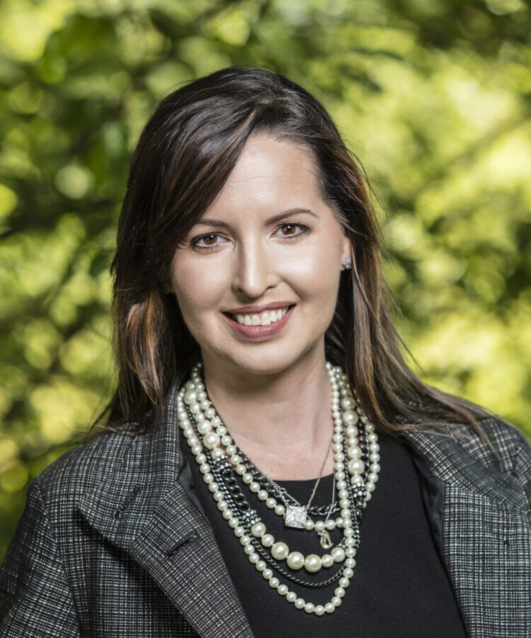 Sloane (Amy) Schmidt