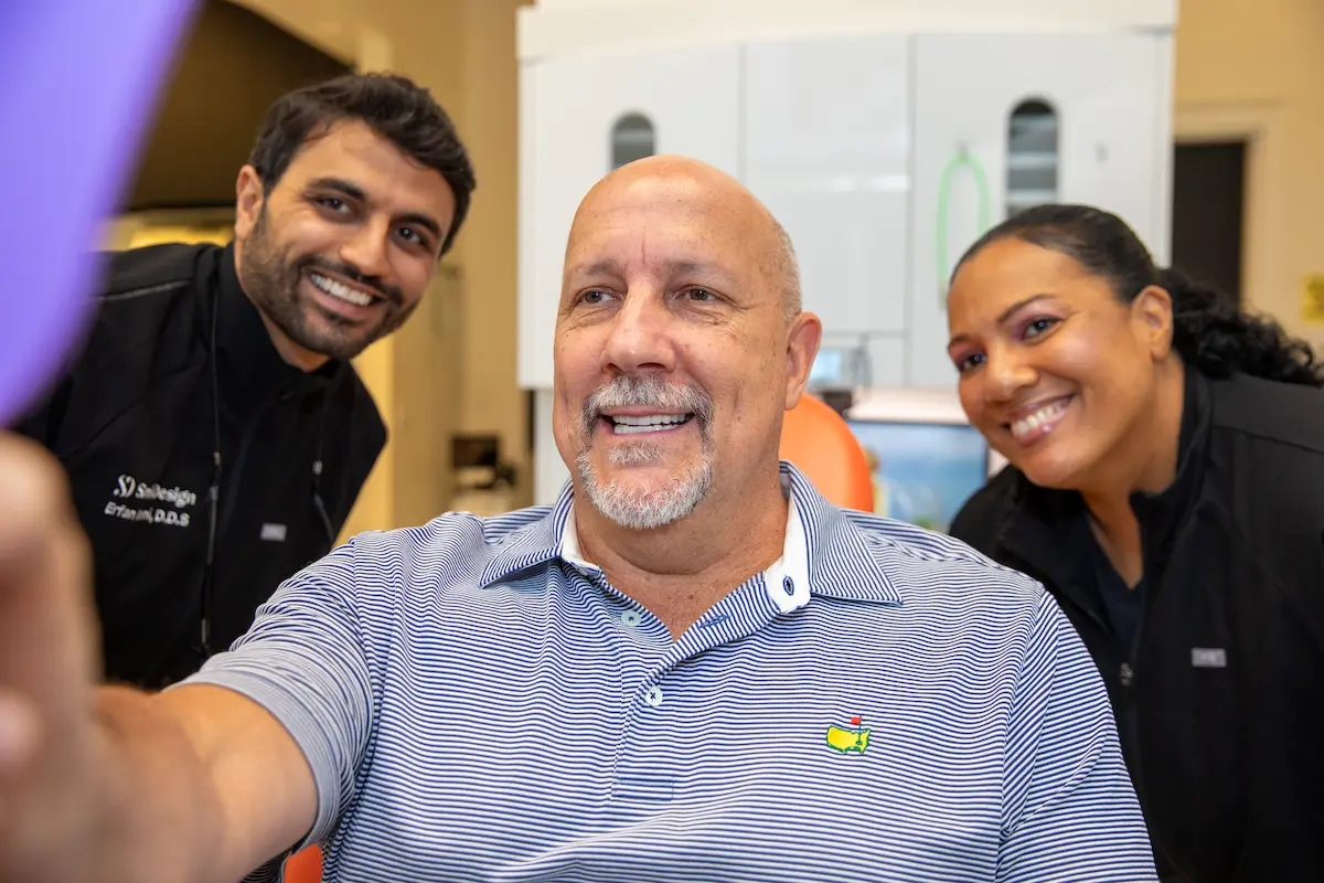 Full-Mouth Dental Implants: All-on-4 vs. Implant-Supported Dentures vs. Individual Implants