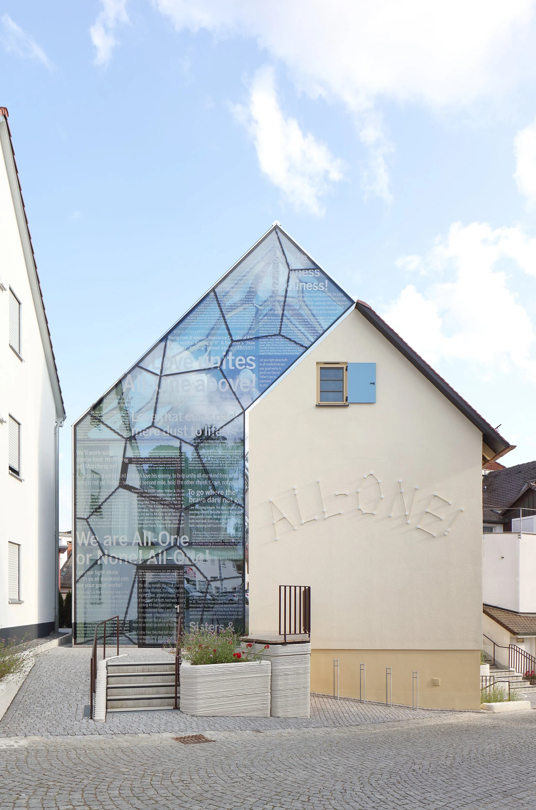 ALL ONE - Bronner Haus, Fertigstellung