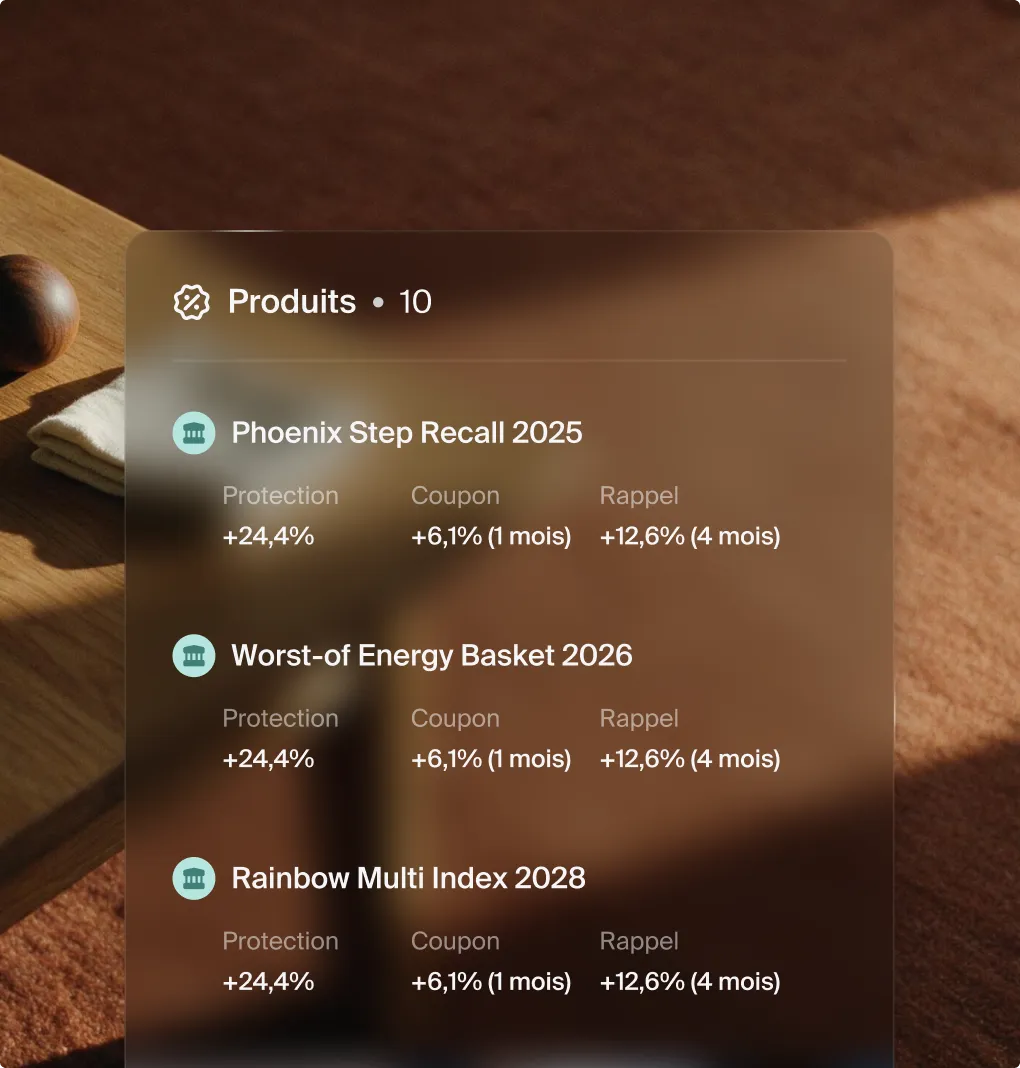 Interface affichant une liste de dix produits intitulés Phoenix Step Recall 2025, chacun montrant des valeurs de protection à +24,4%, coupon à +6,1% (1 mois), et rappel à +12,6% (4 mois).