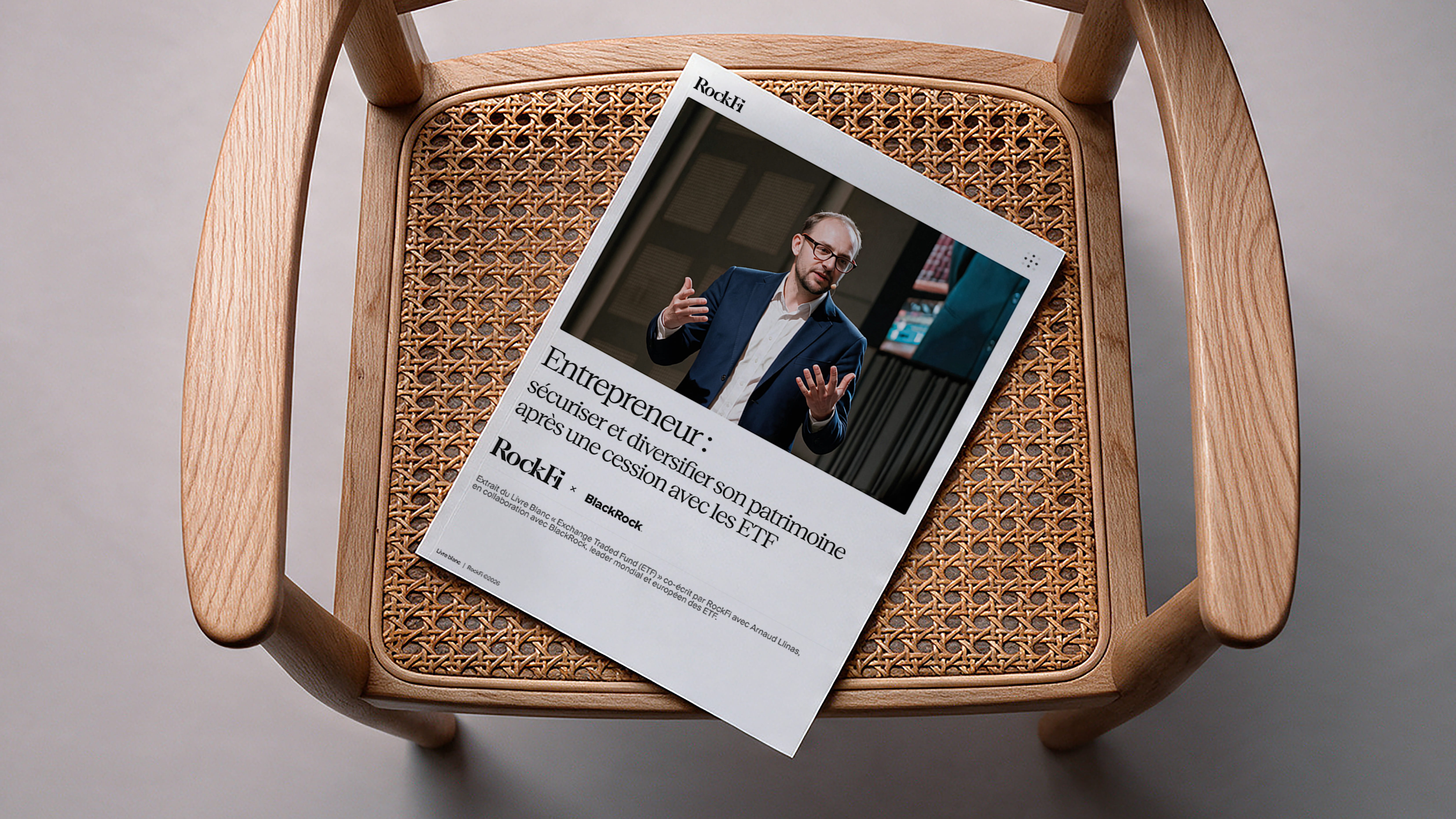 Couverture du guide RockFi « Entrepreneur : sécuriser et diversifier son patrimoine après une cession avec les ETF »