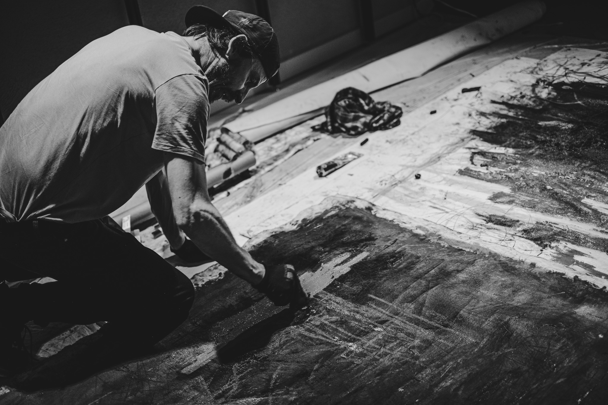 Artiste au travail en résidence — French Theory Art Collection