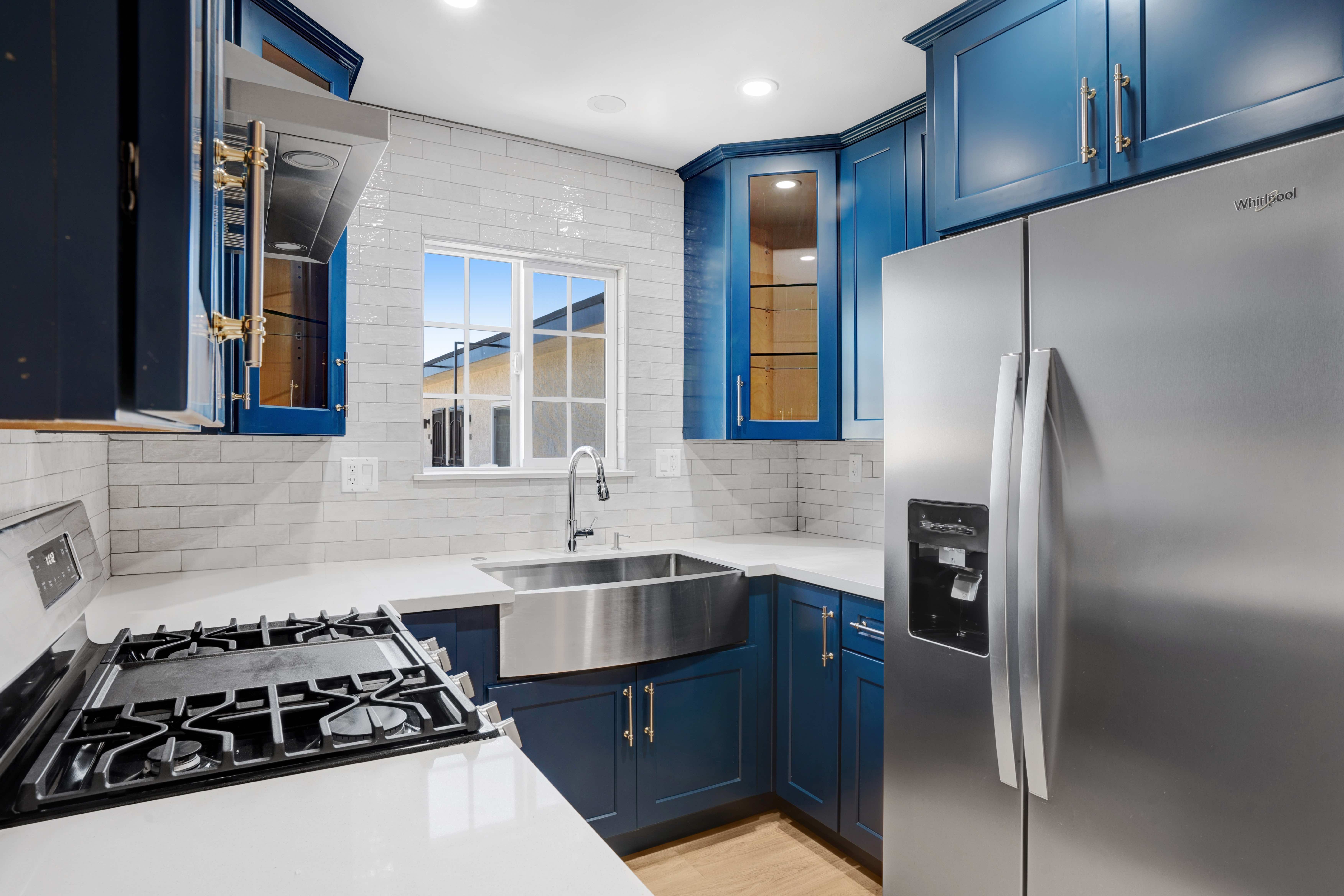 124 S Marengo Ave. #03