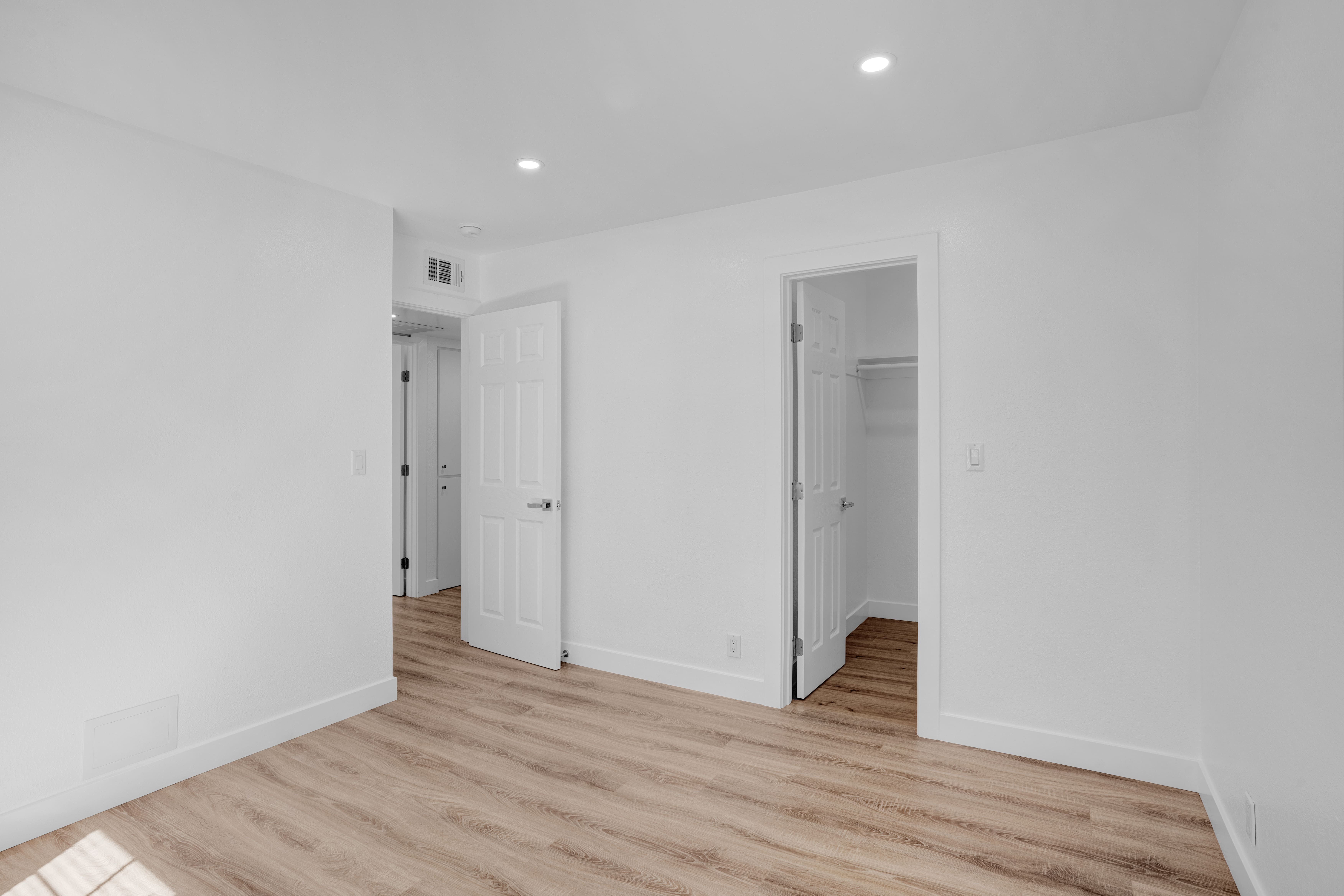 124 S Marengo Ave. #18