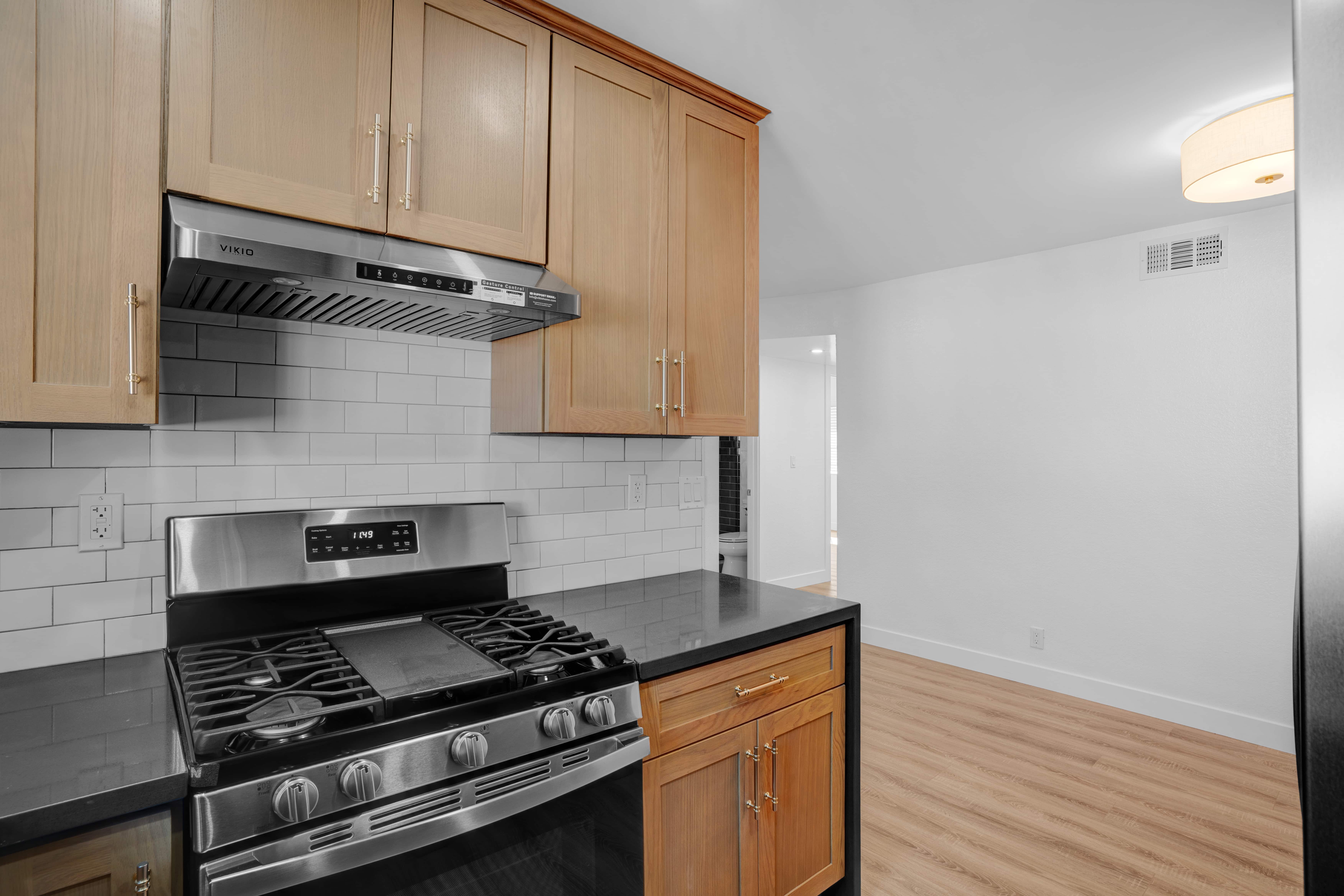 124 S Marengo Ave. #18
