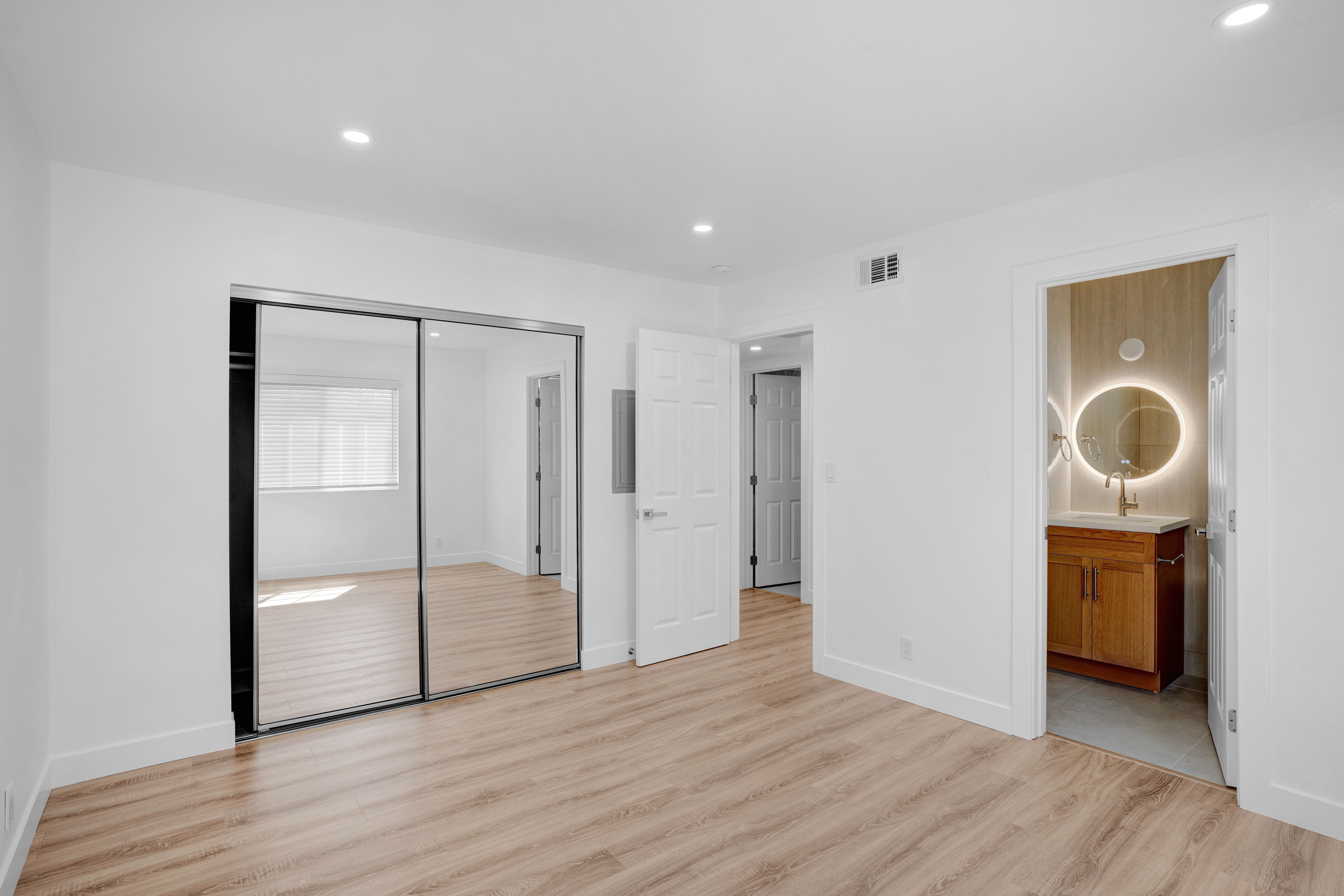 124 S Marengo Ave. #18