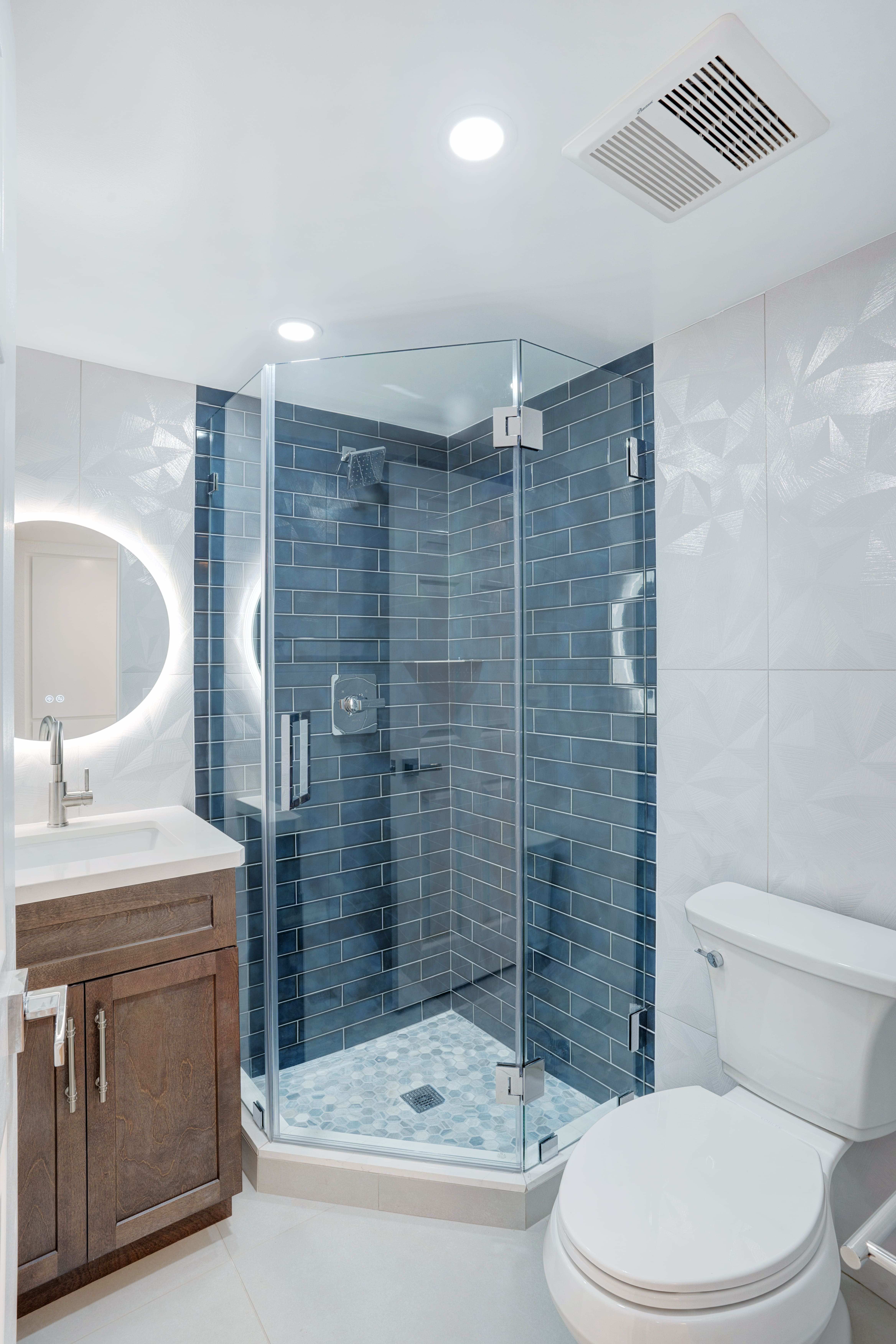 124 S Marengo Ave. #18