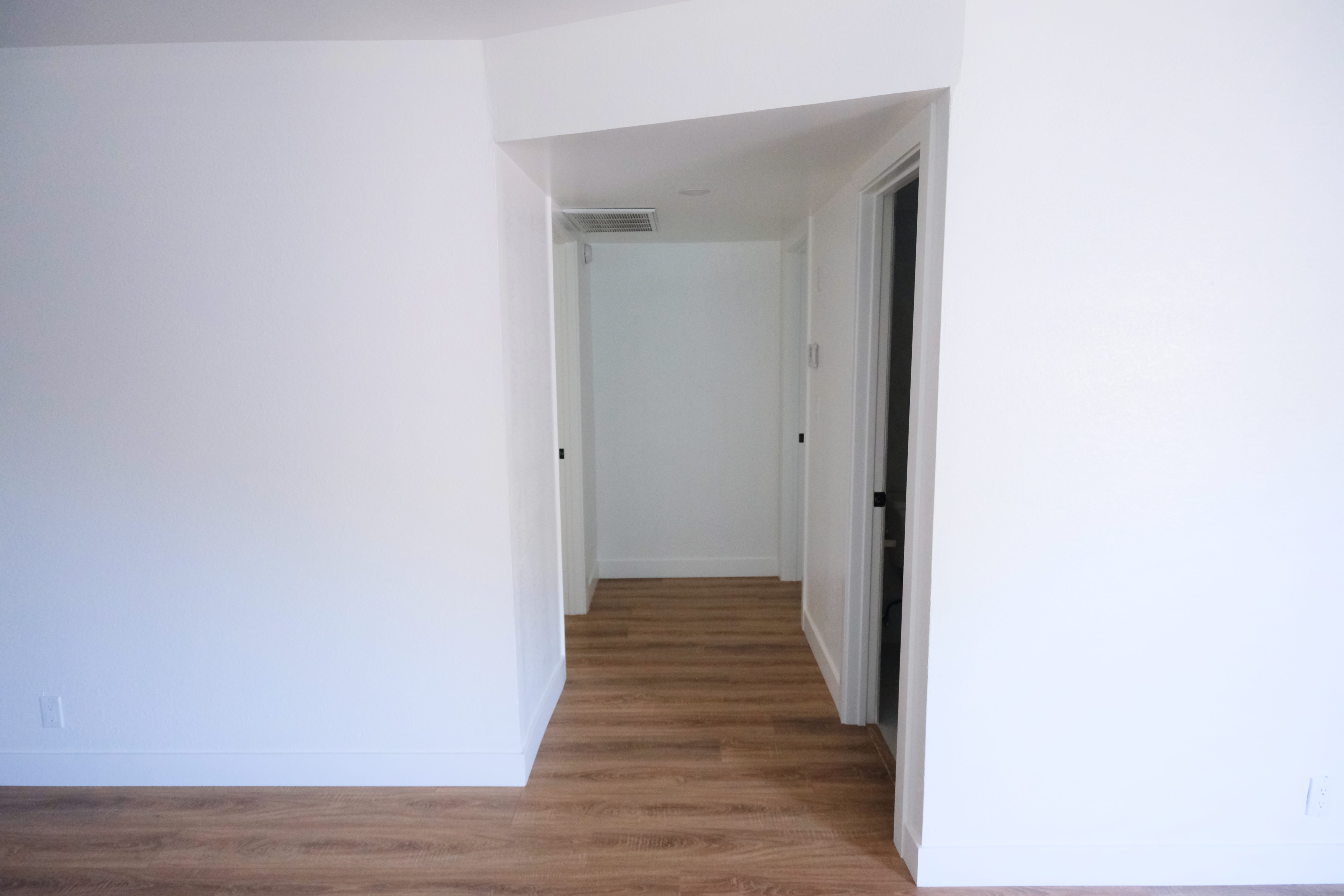 124 S Marengo Ave. #10