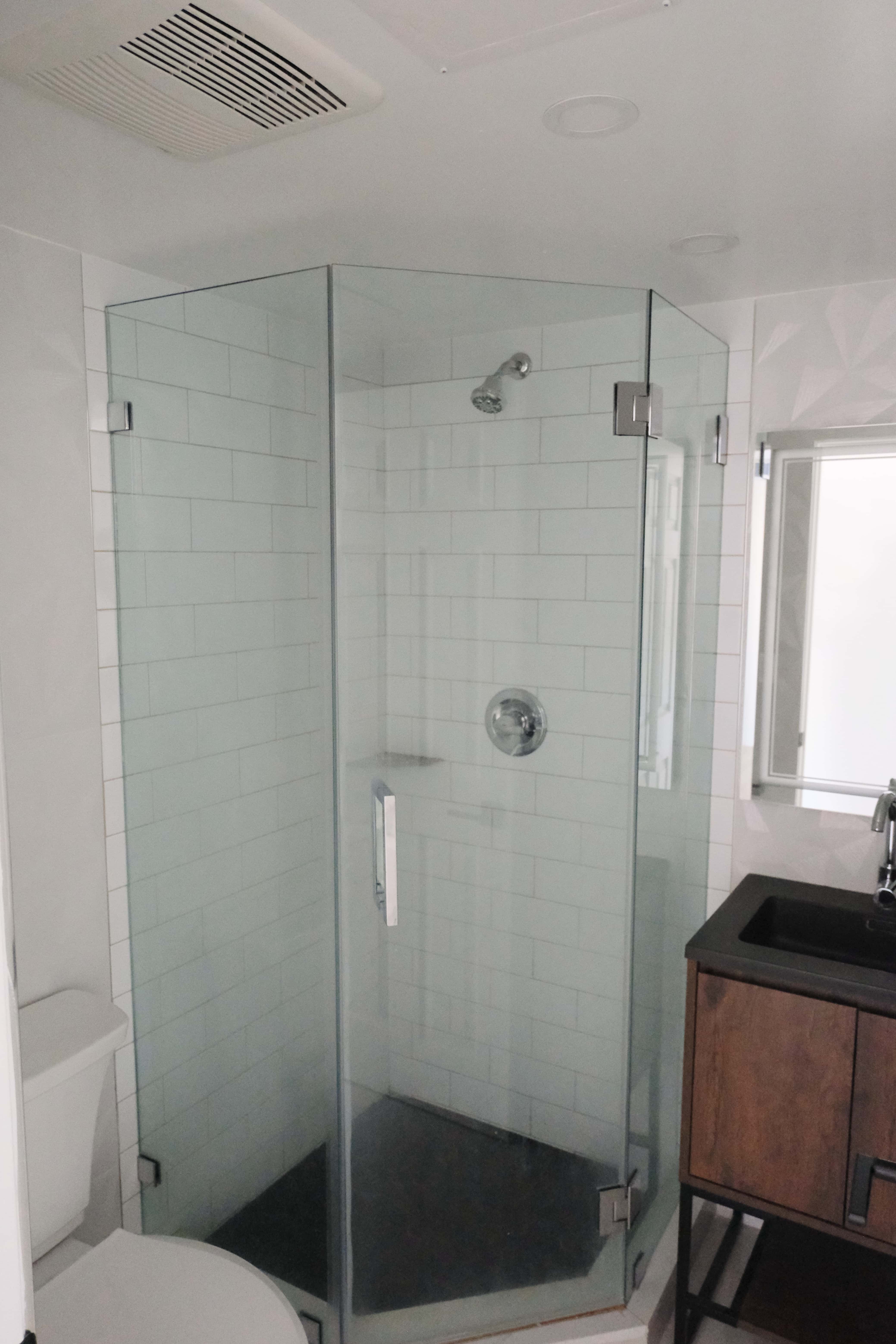 124 S Marengo Ave. #10