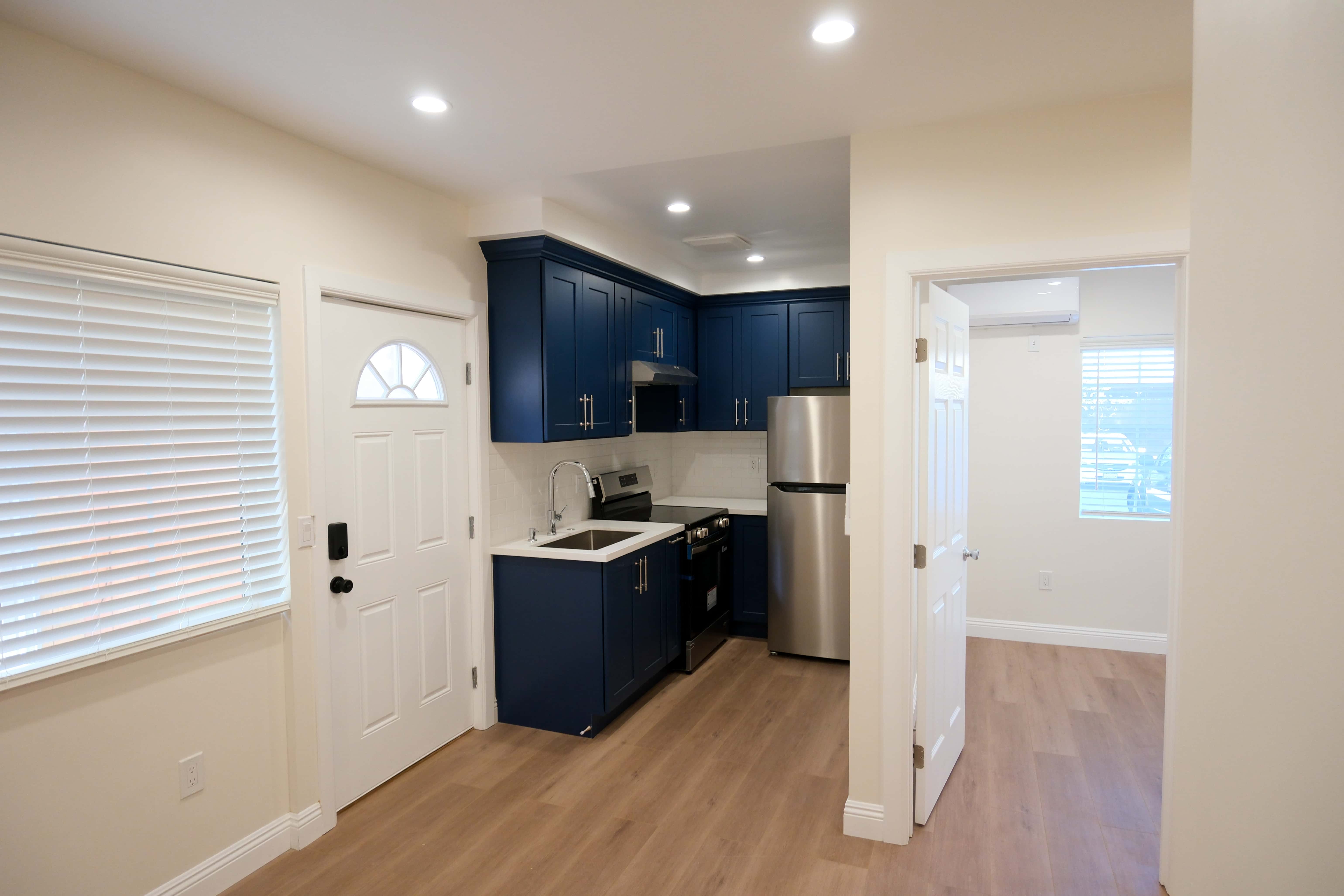 124 S Marengo Ave. #C