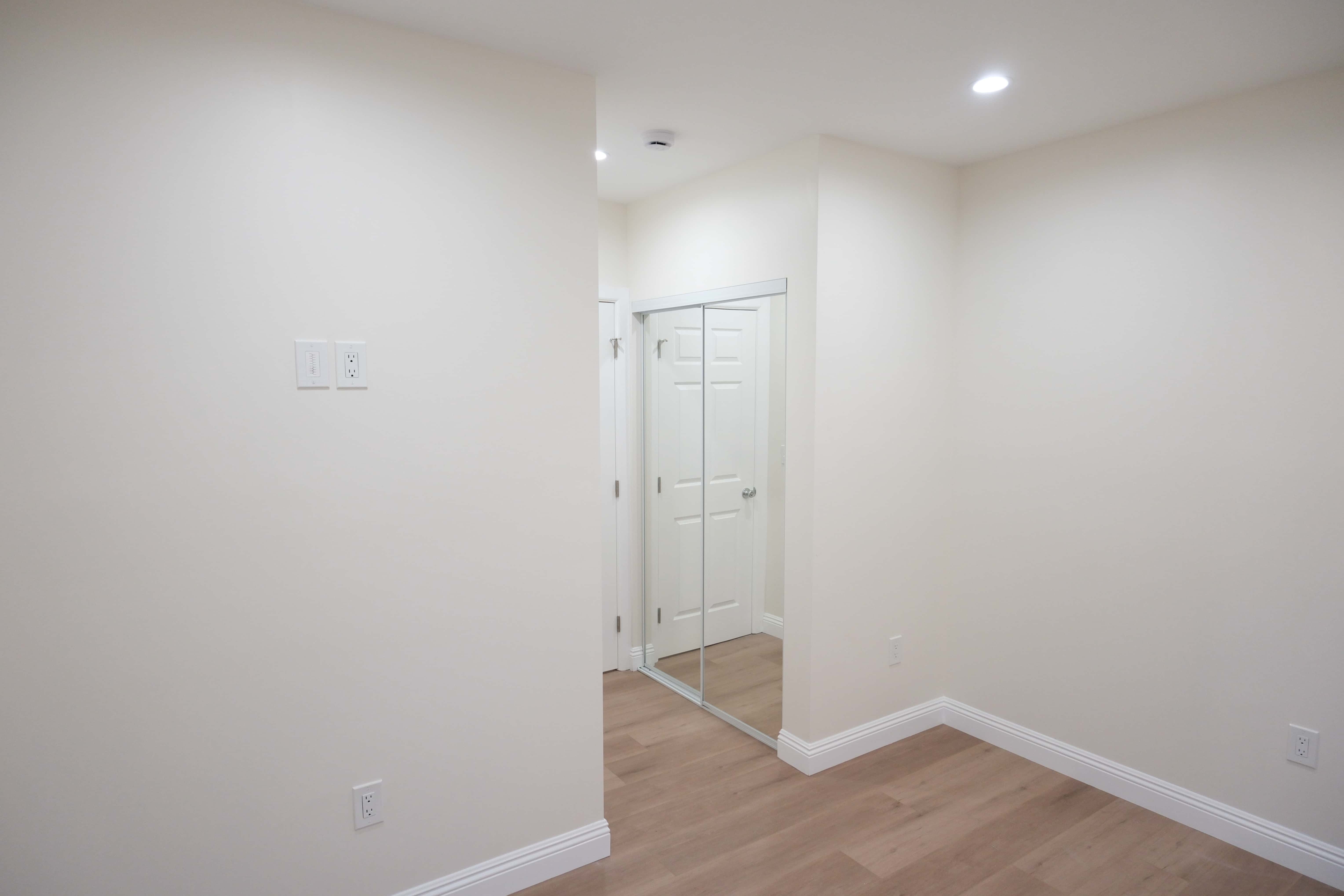 124 S Marengo Ave. #D