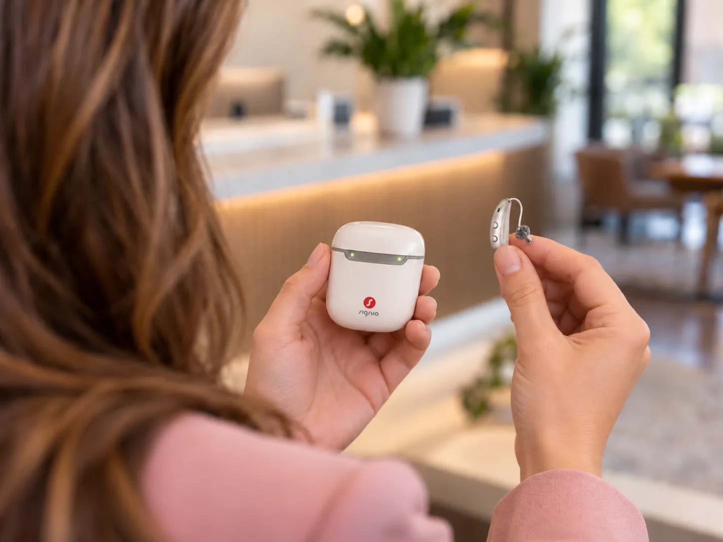 Signia Pure Charge&Go MaX 7: Our First Look at the Hearing Aid Built for Loud Rooms