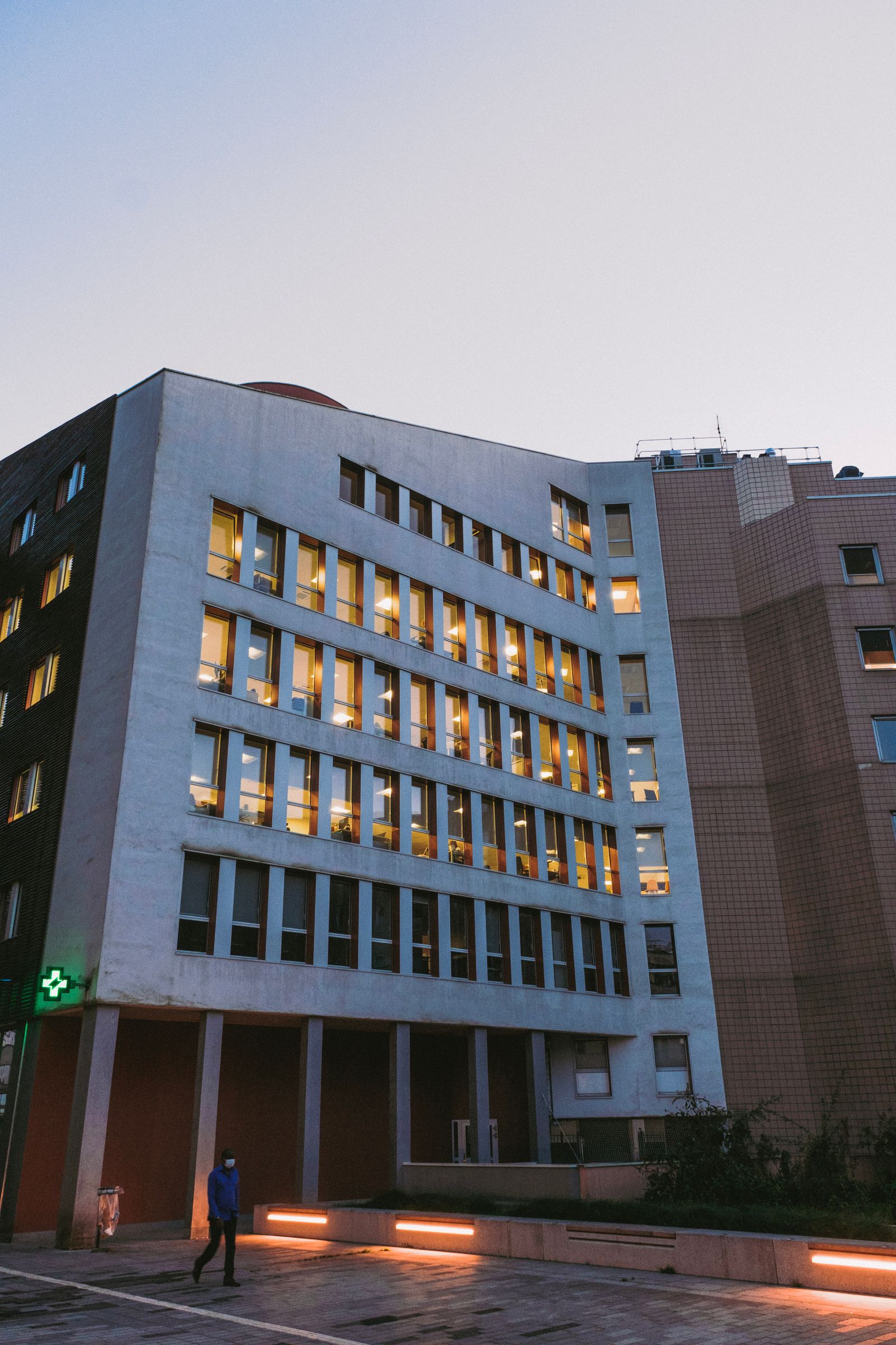 City skyline location reference — not a partner hospital exterior