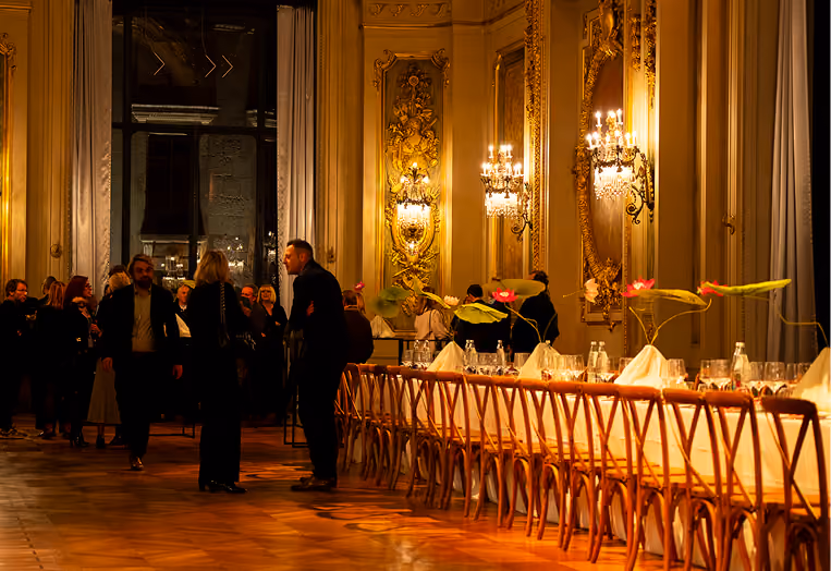 Table dressée dans l'Opéra de lille