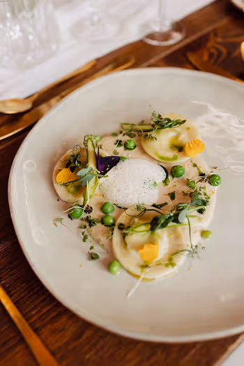 Assiette dressée, plat