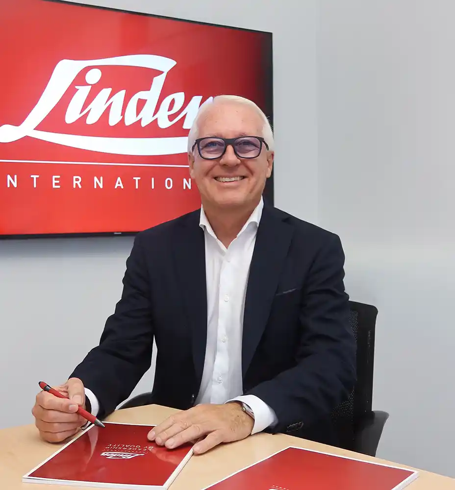 Alexander Schneider, CEO / Geschäftsführer
