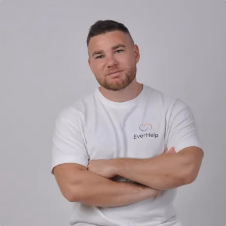 Chief Commercial Officer Andrew Panteleienko
