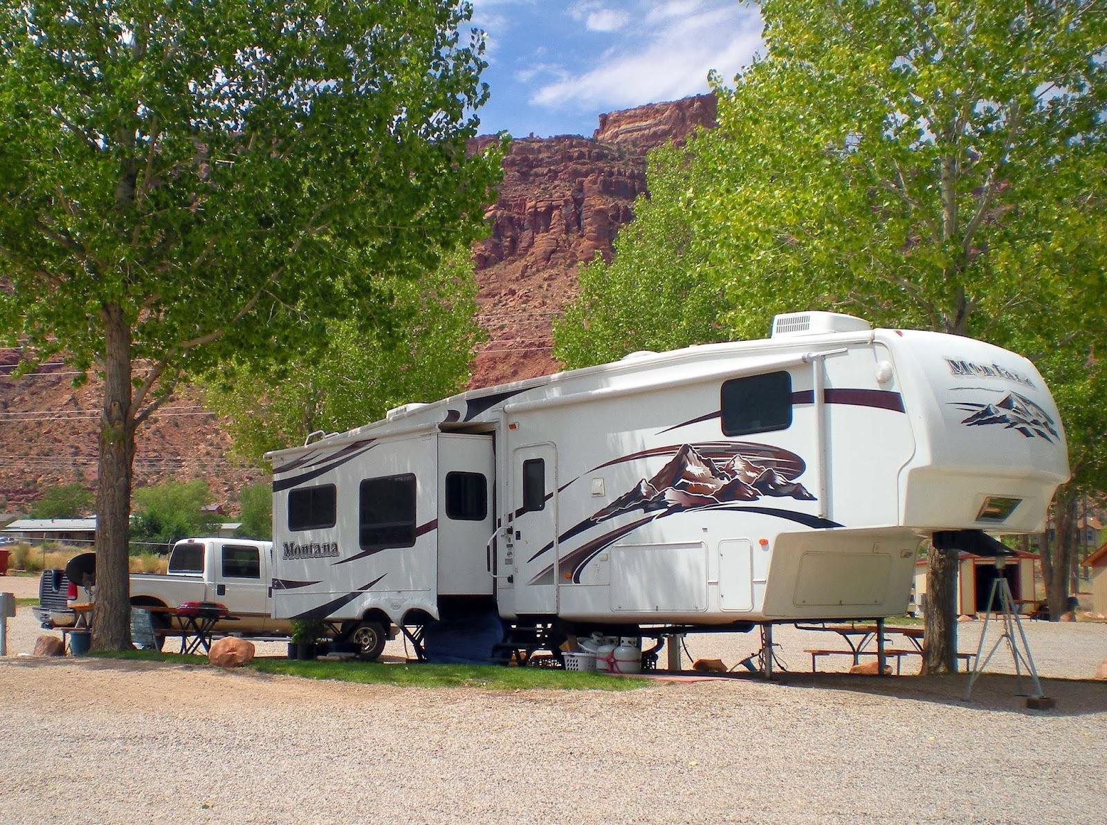 Spanish Trail RV Park