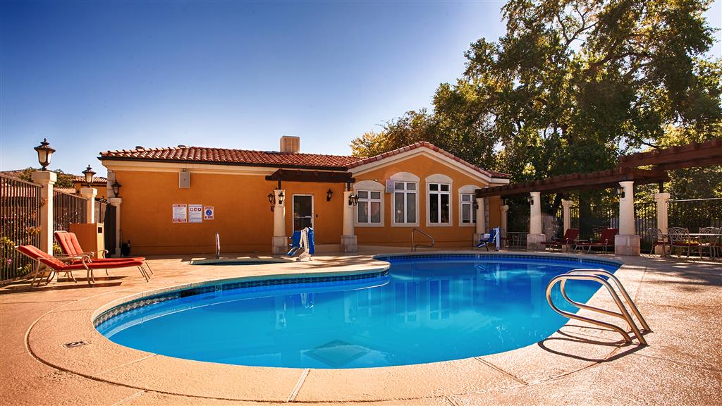 Best Western Plus Greenwell Inn