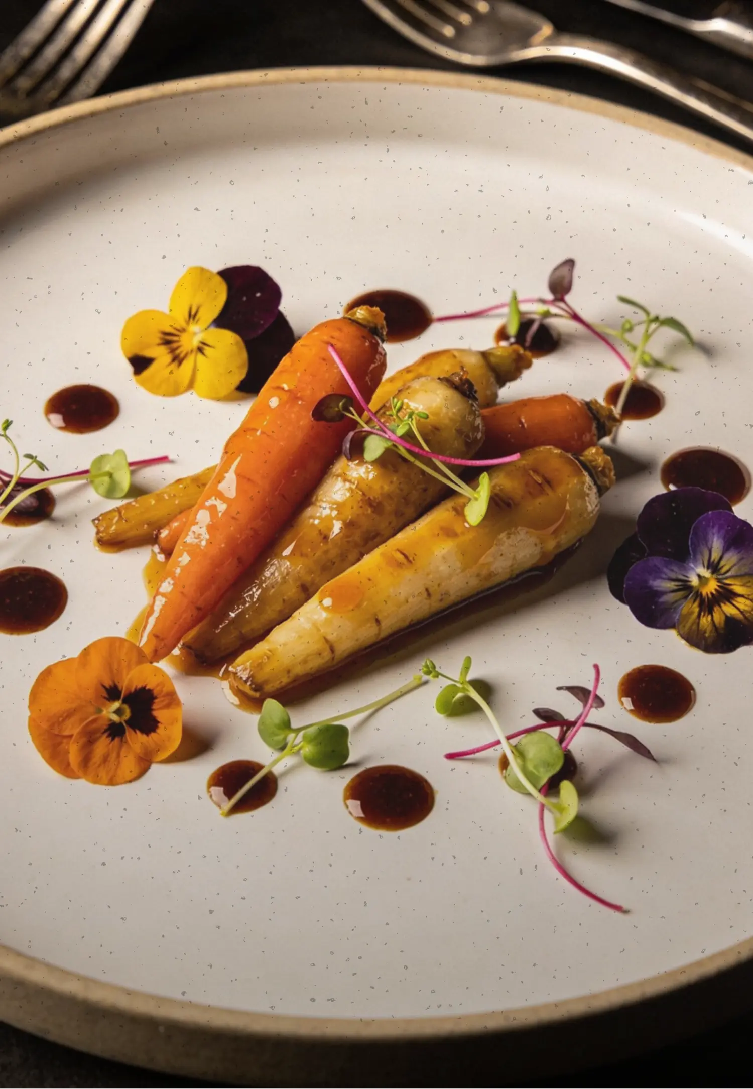 With over 18 years of experience in Italian and farm-to-table cuisine, Alessandro leads the kitchen with a passion for organic ingredients and sustainable practices.