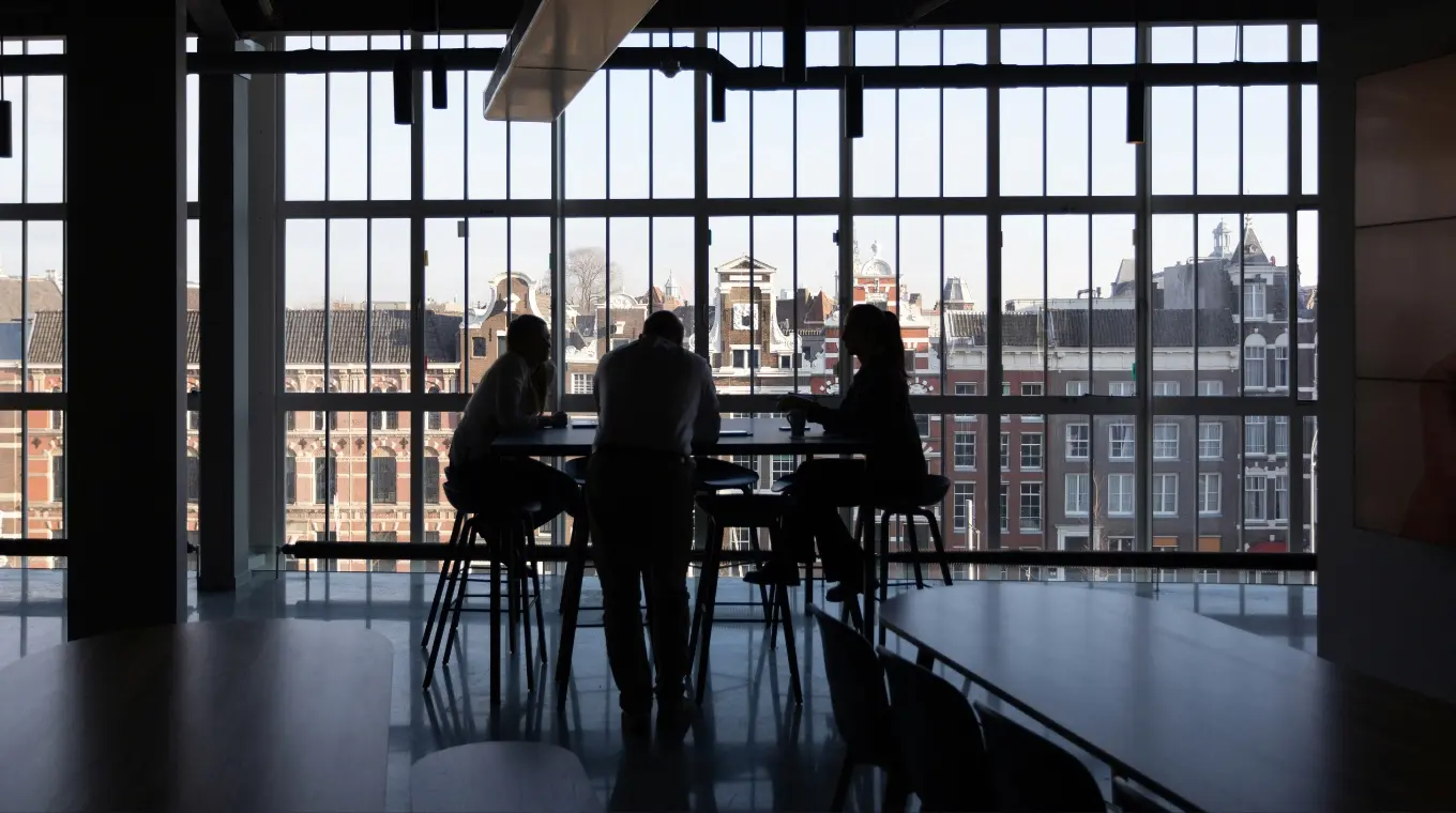 AI Strategy Consulting: Why Human Expertise Still Matters in an AI-Driven World