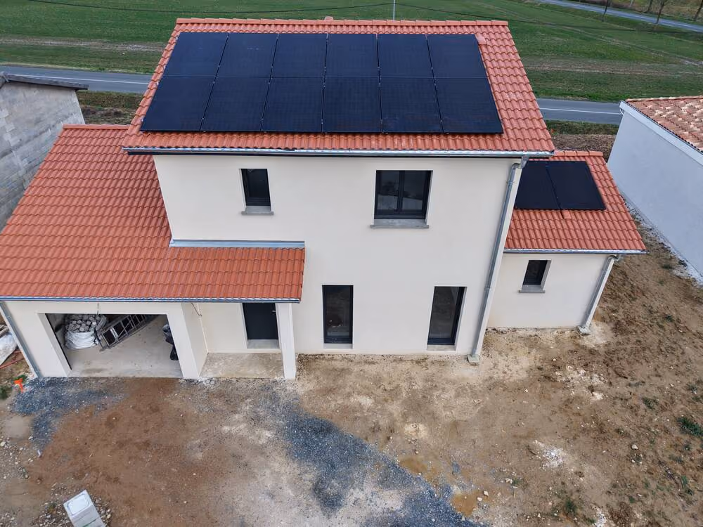 Panneaux solaires installés par Solday à Chaneins