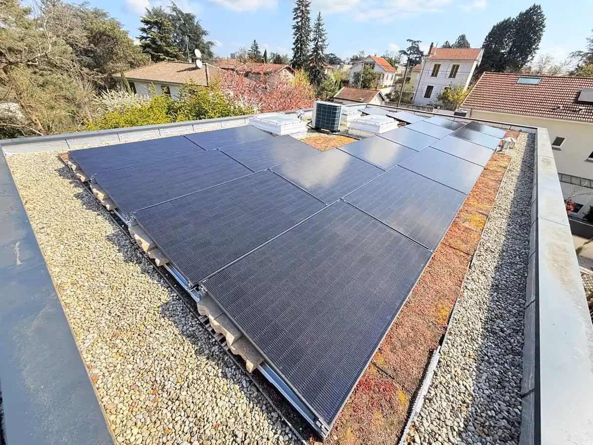 Toiture solaire Solday à Saint-Genis-Laval